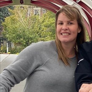 Meet your Posher, Lisa